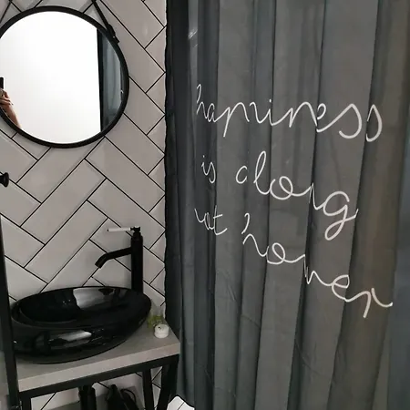 דירות בראשוב Aramis Boutique In Old Town Center מראה חיצוני תמונה