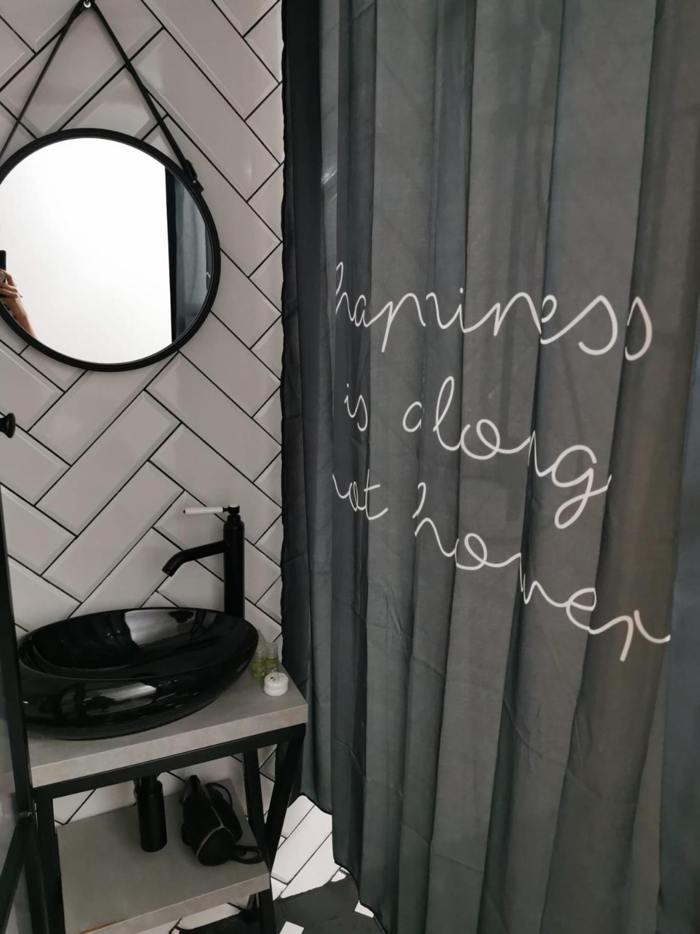 Aramis Boutique In Old Town Center דירה *
